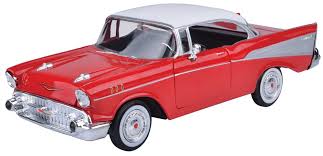 MotorMax Timeless Legends 1:24 - 1957 Chevy Bel Air Red