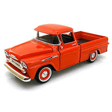 MotorMax Timeless Legends 1:24 - 1958 Chevy Apache Fleetside Pickup