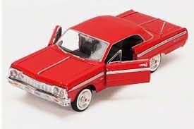 MotorMax Timeless Legends 1:24 - 1964 Chevrolet Impala Red