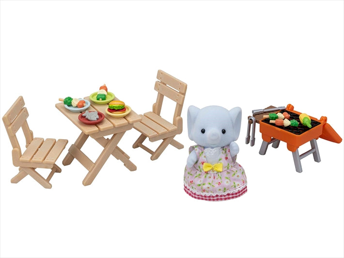 Sylvanian Families - BBQ Picnic Set - Elephant Girl