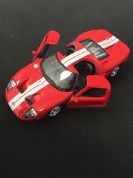 Kinsmart - 2006 Ford GT - Red