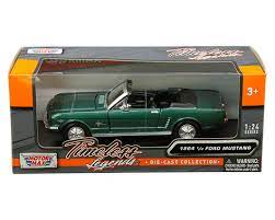 MotorMax Timeless Legends 1:24 - 1964 1/2 Ford Mustang Metallic Green